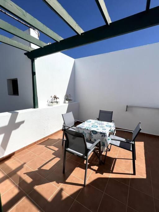 Casa Breen - Spacious 1 Bedroom Apartment In Matagorda With Communal Pool Tías Eksteriør billede