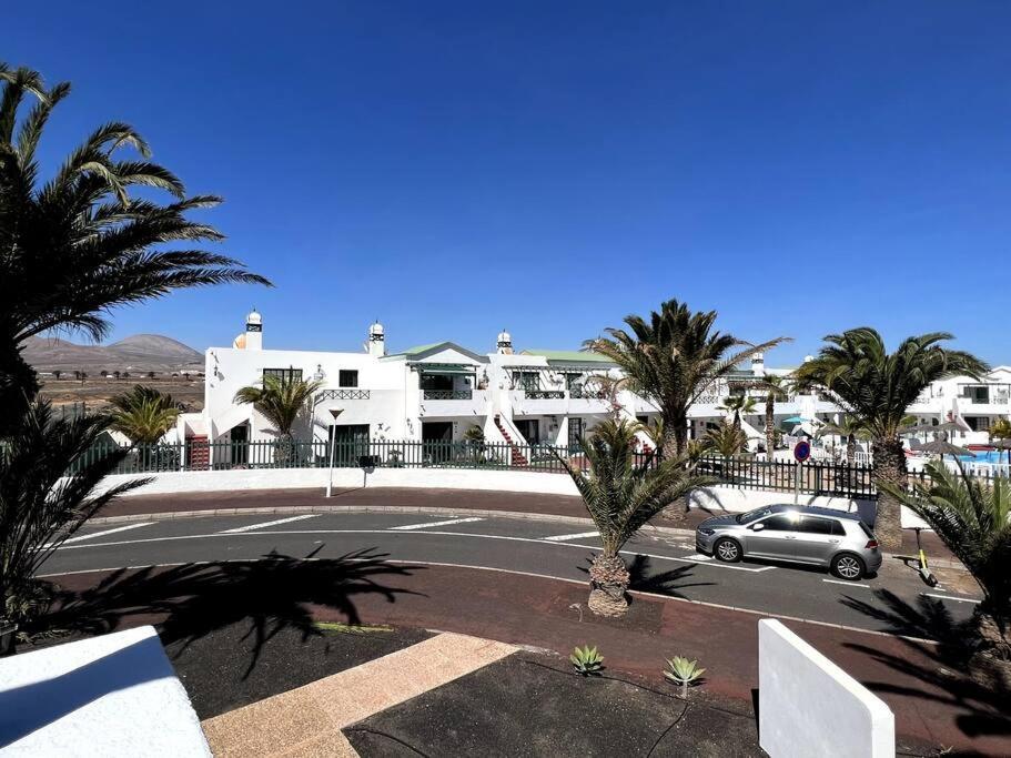 Casa Breen - Spacious 1 Bedroom Apartment In Matagorda With Communal Pool Tías Eksteriør billede